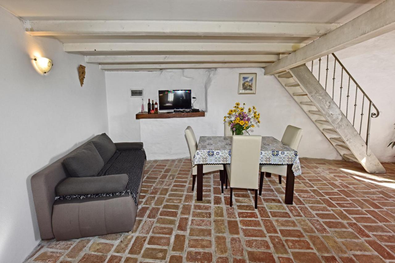 Villa Fragola Motovun Kültér fotó